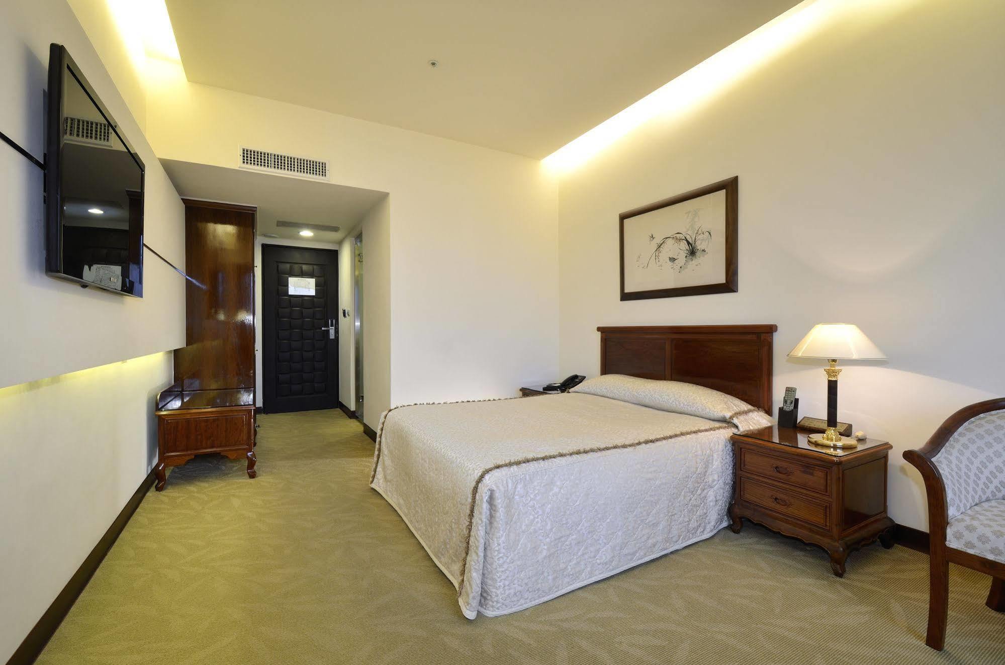 King'S Paradise Hotel Zhongli Εξωτερικό φωτογραφία